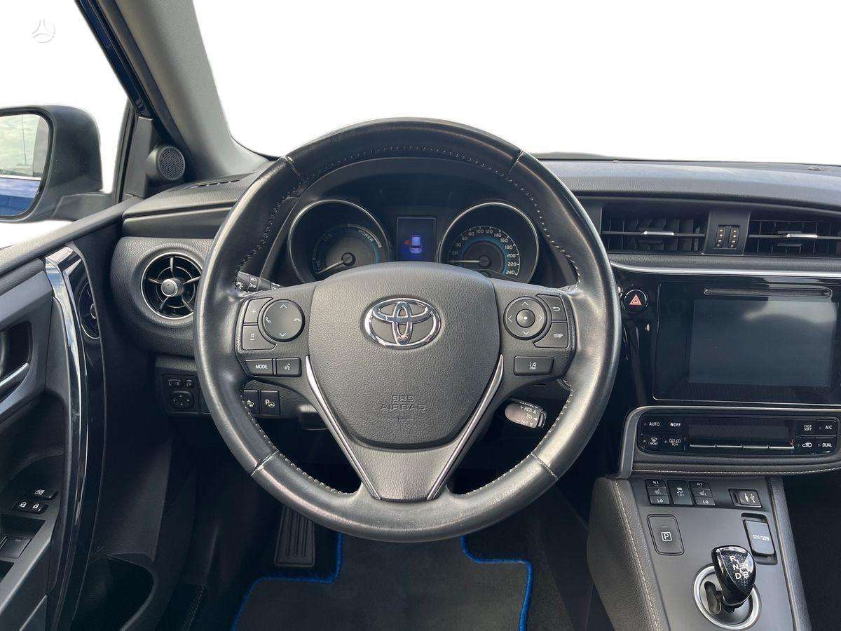Toyota Auris - 9