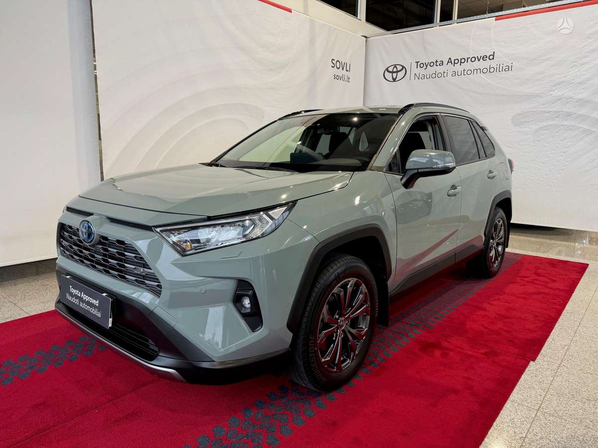 Toyota RAV4 - 1