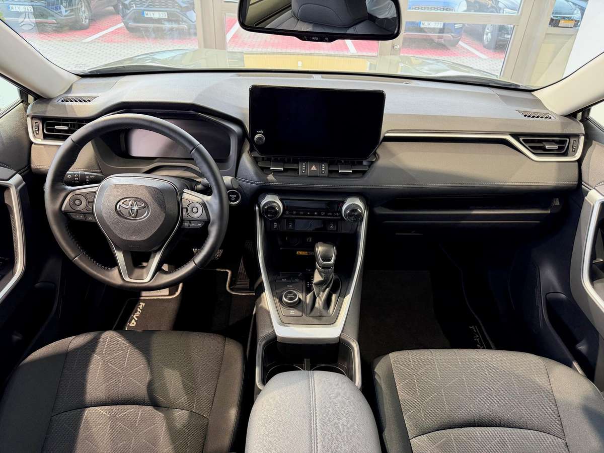Toyota RAV4 - 10