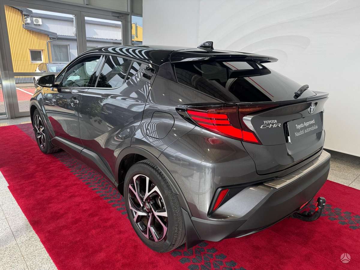 Toyota C-HR - 4