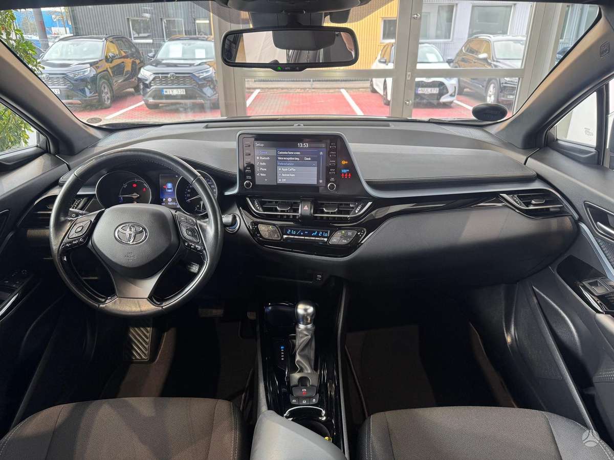 Toyota C-HR - 12