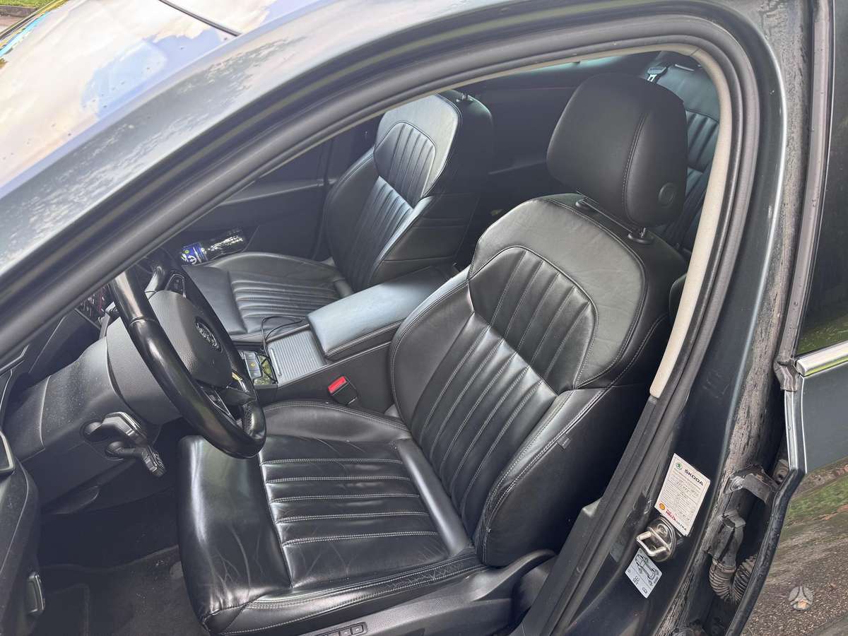 Škoda Superb - 2