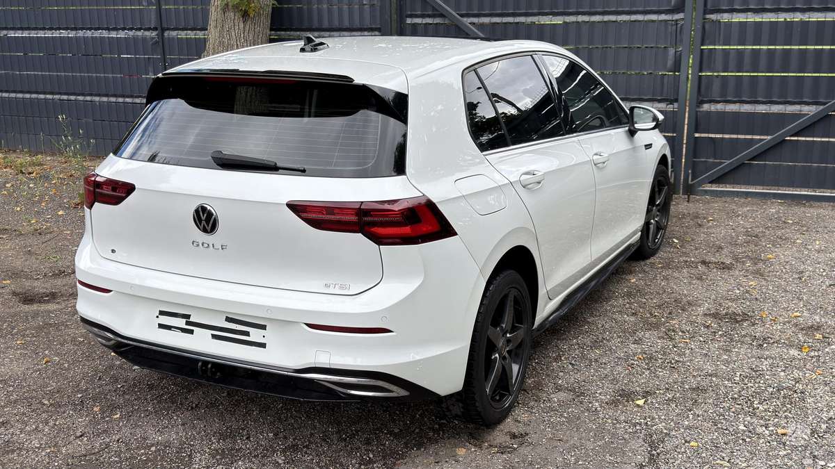 Volkswagen Golf - 5
