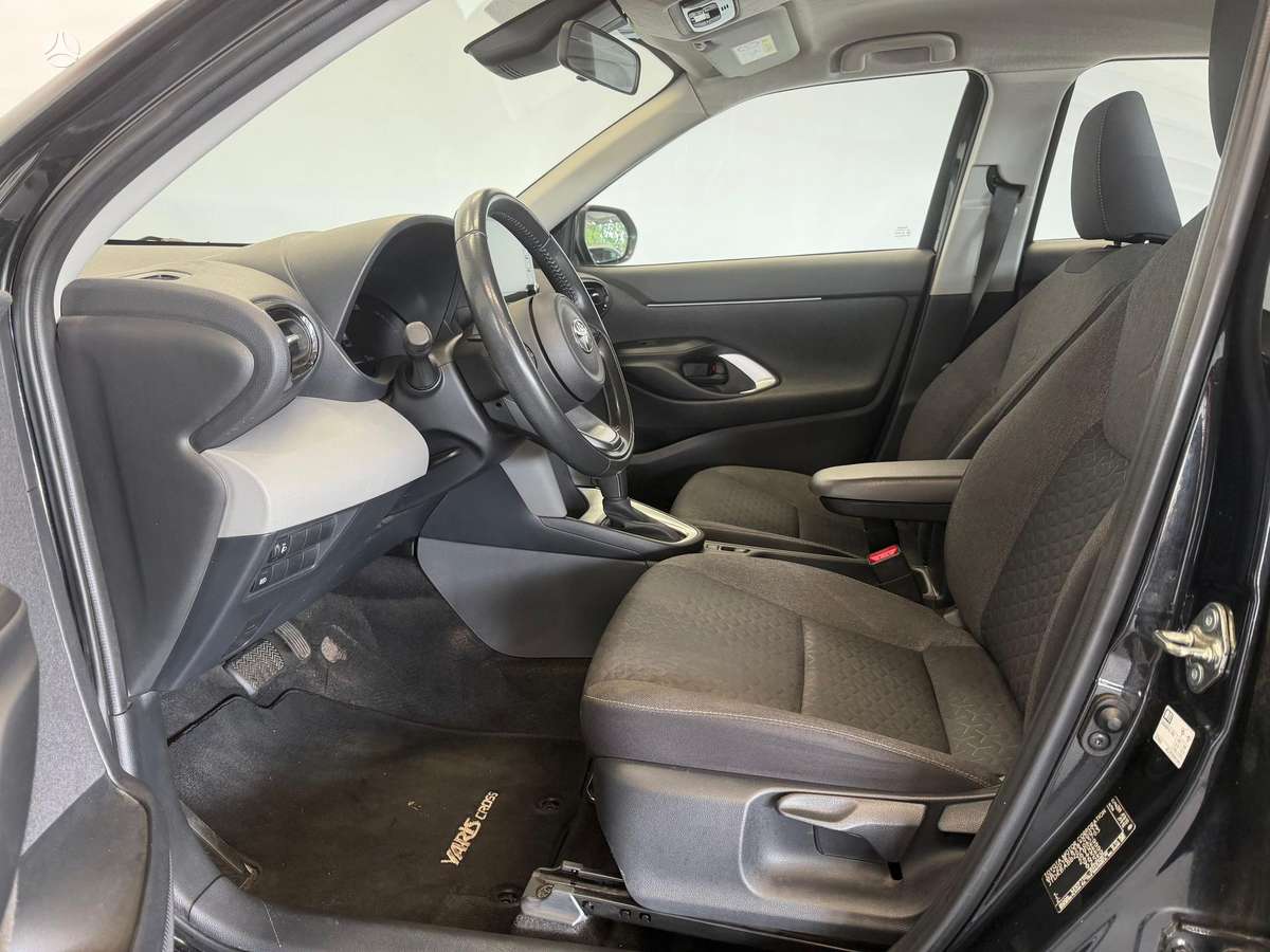 Toyota Yaris Cross - 11