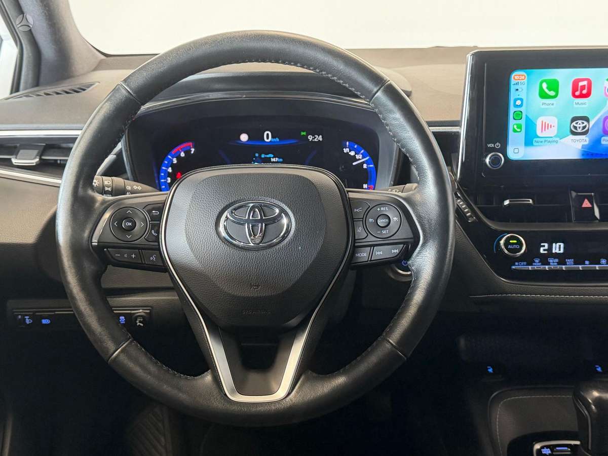 Toyota Corolla - 12
