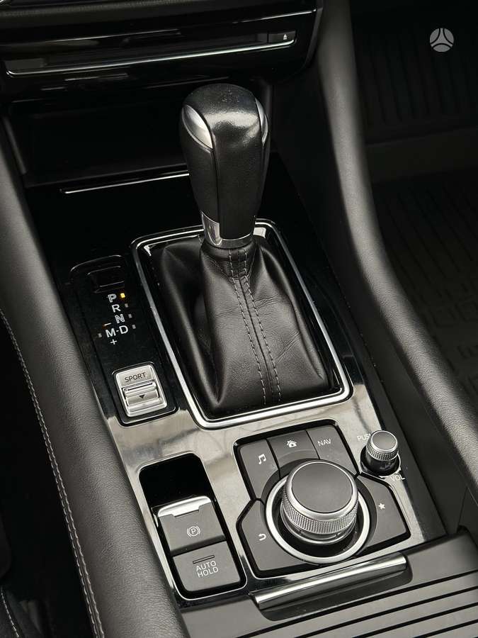 Mazda 6, 2.0 l., Седан