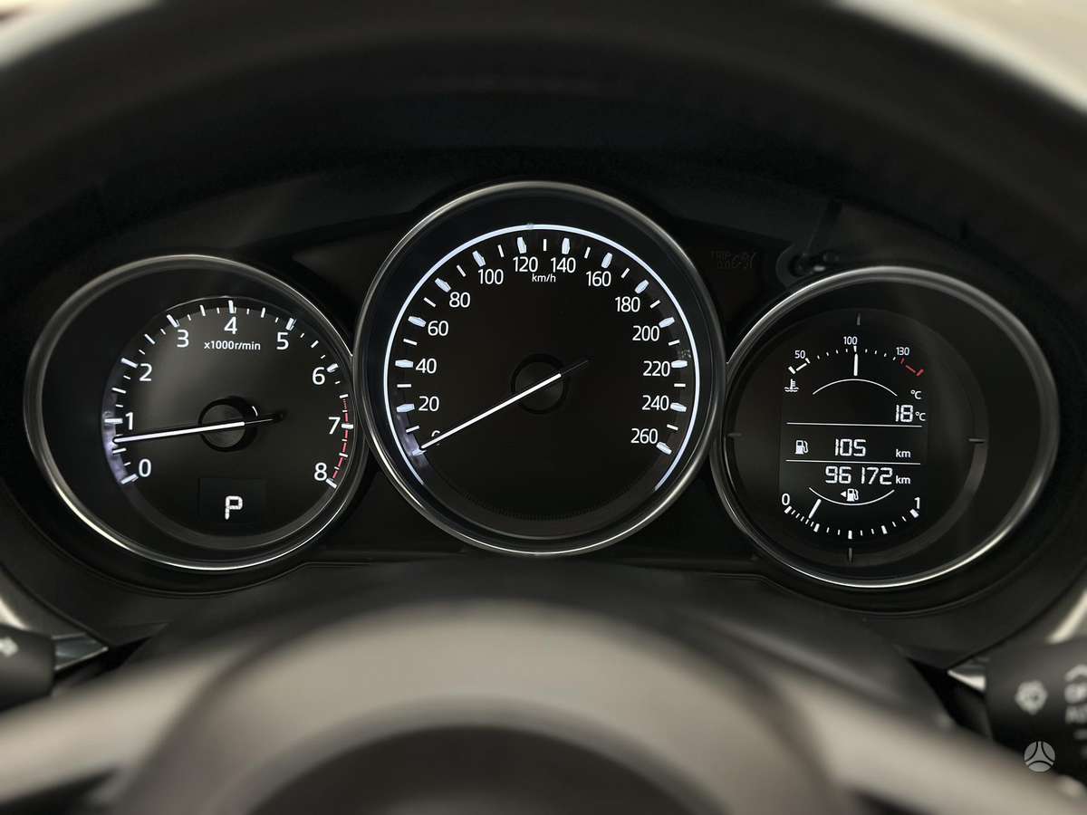 Mazda 6, 2.0 l., Седан