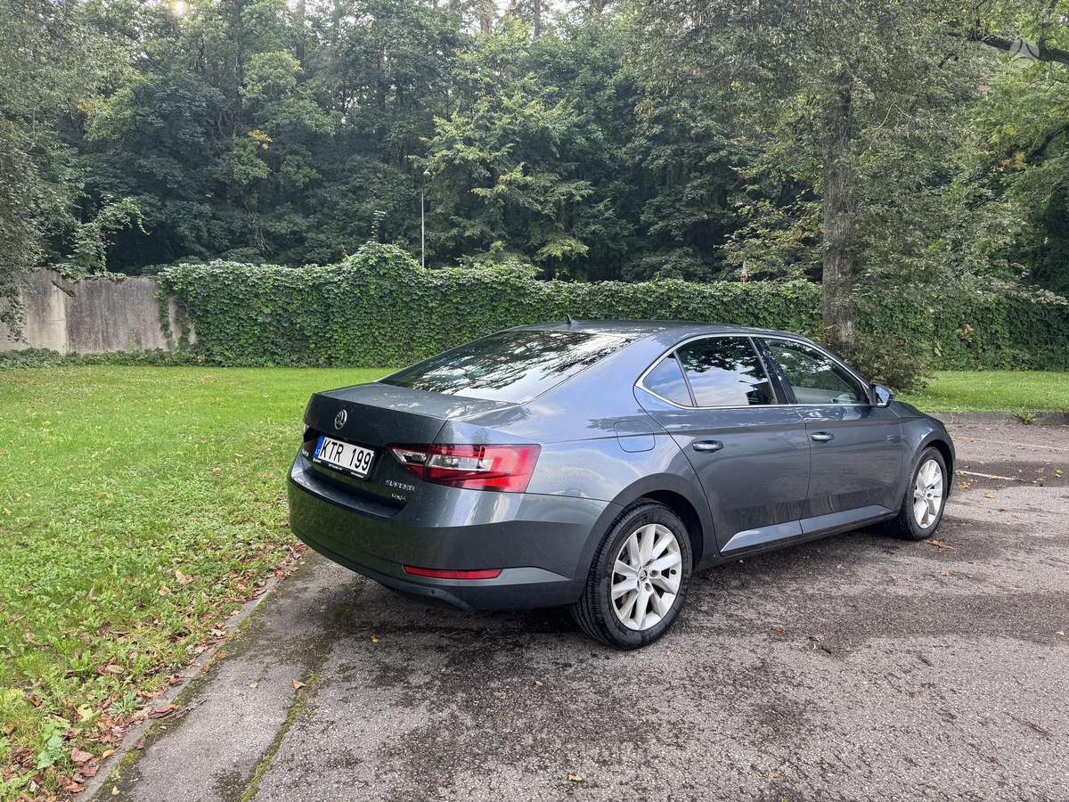 Škoda Superb - 6