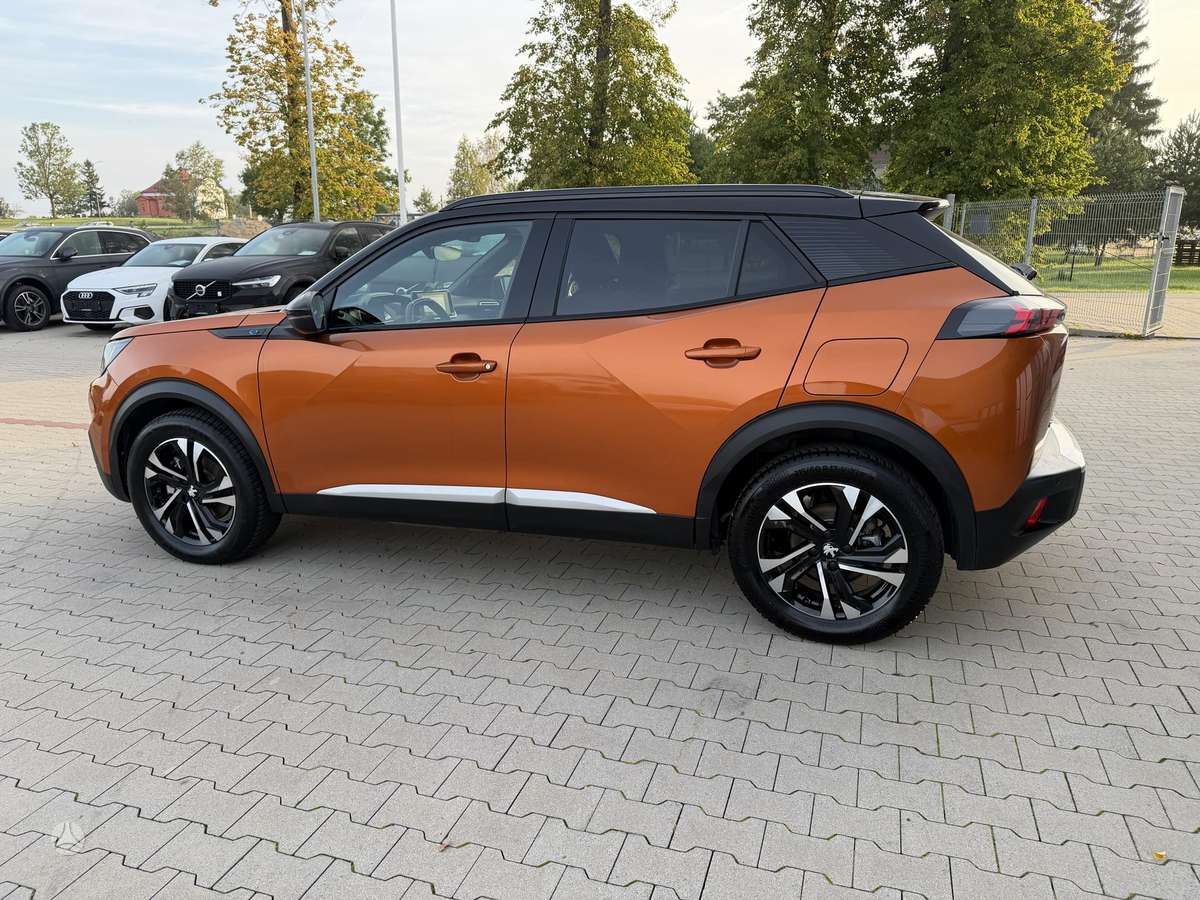 Peugeot 2008 - 11
