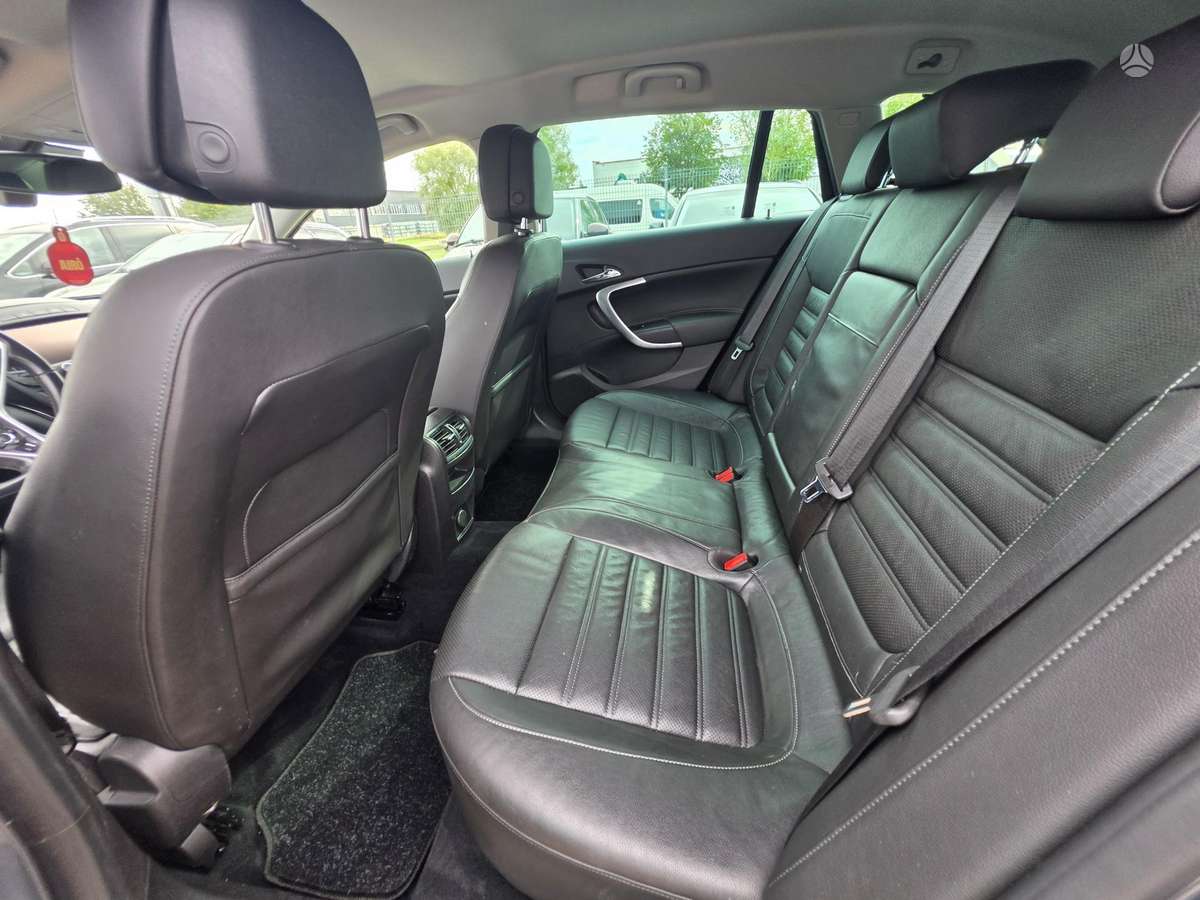 Opel Insignia, 2.0 l., Универсал