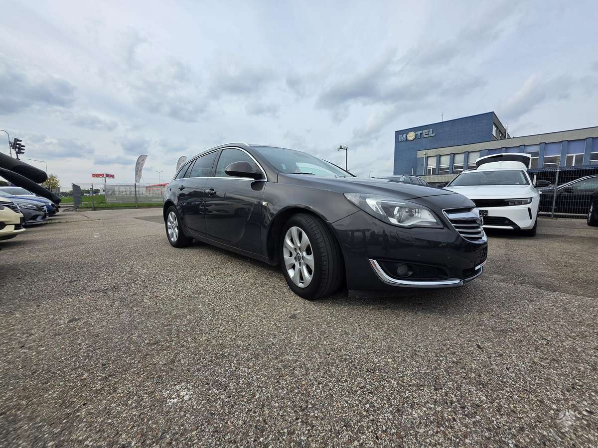Opel Insignia 2013 — photo 9