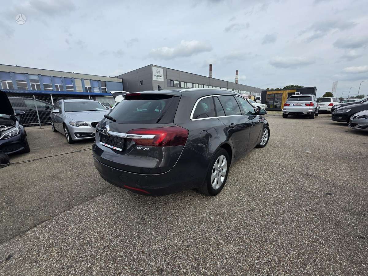 Opel Insignia 2013 — photo 15