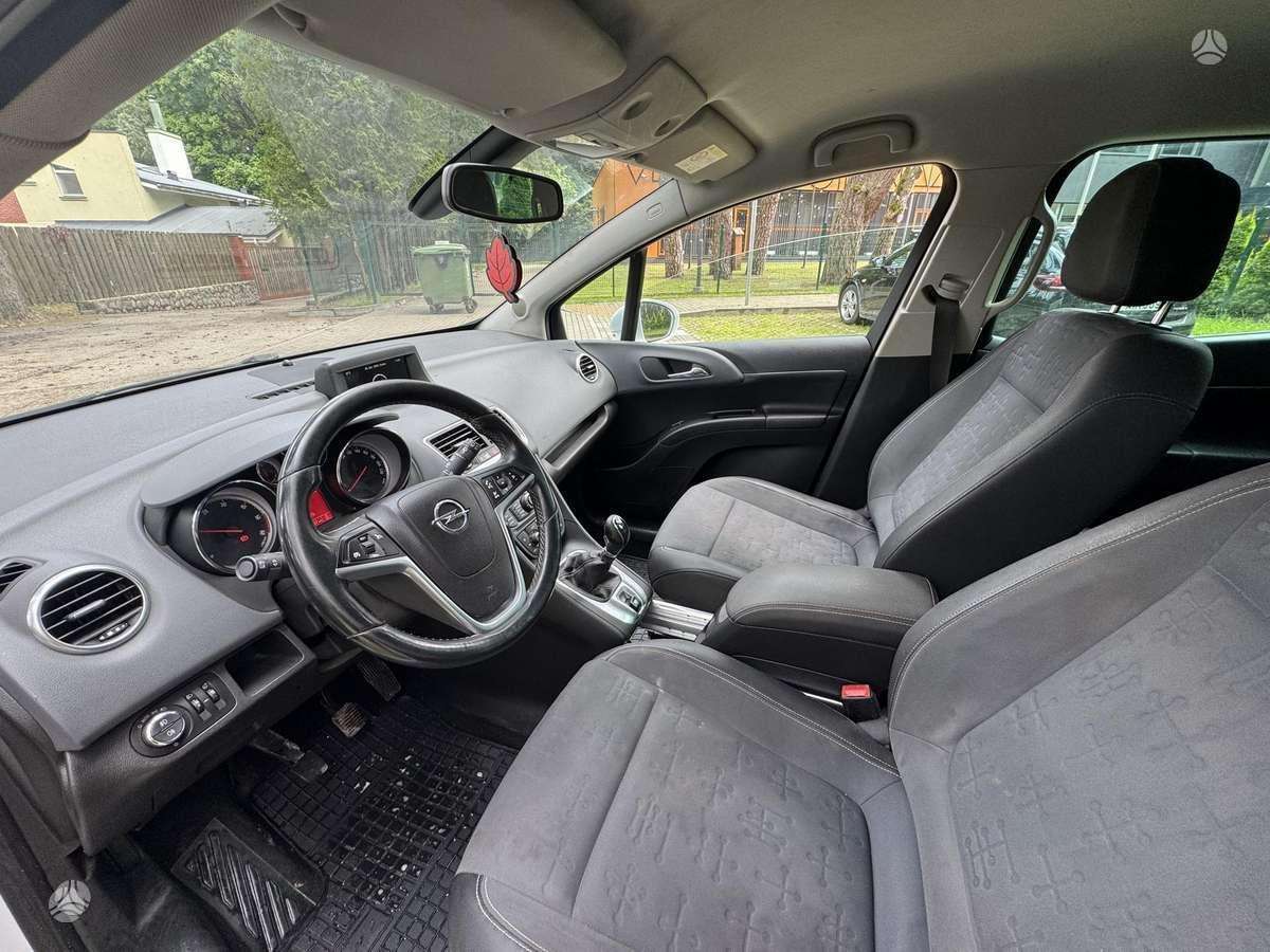 Opel Meriva, 1.3 l., Минивэн