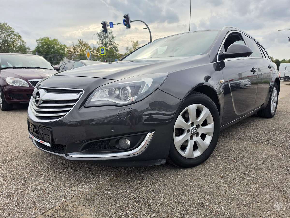 Opel Insignia 2013 — photo 24