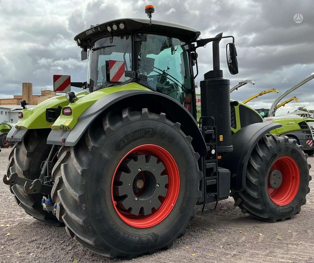 Claas Axion 960, tractors