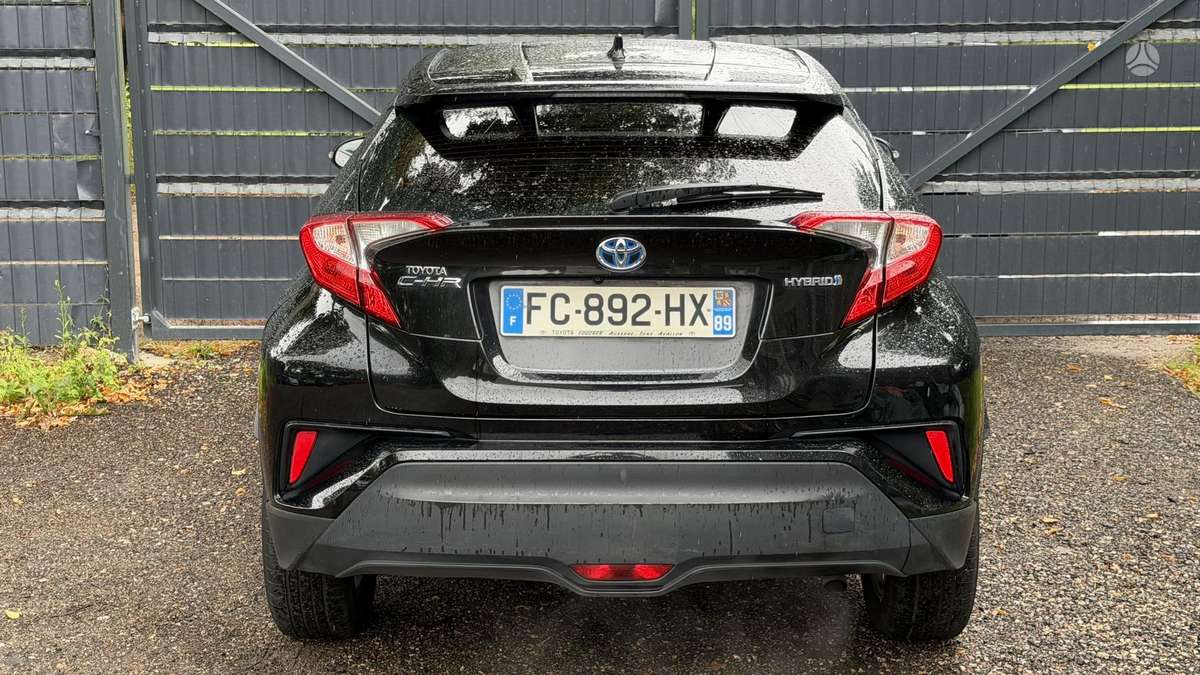 Toyota C-HR - 1
