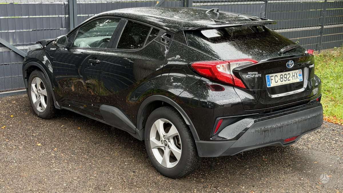 Toyota C-HR - 3