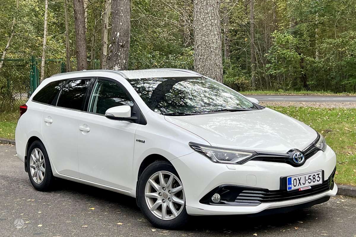 Toyota Auris - 2