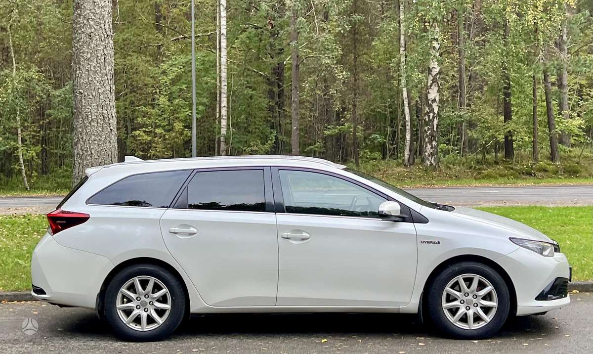 Toyota Auris - 3
