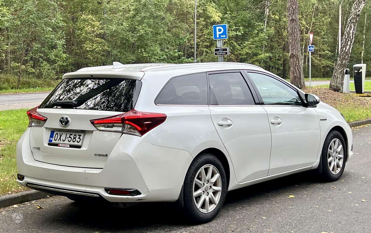 Toyota Auris - 6