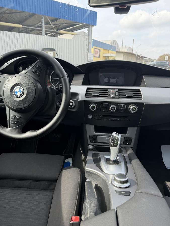 BMW 520, 2.0 l., wagon