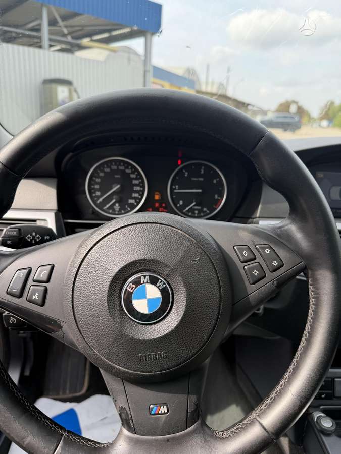 BMW 520, 2.0 l., wagon