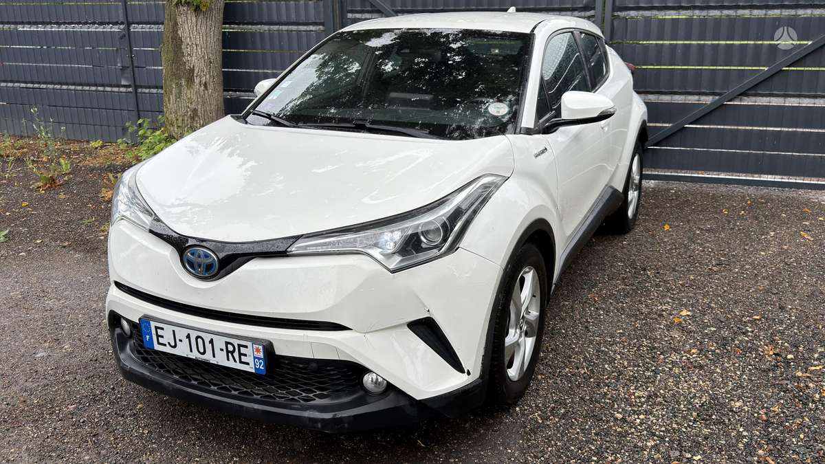 Toyota C-HR - 5