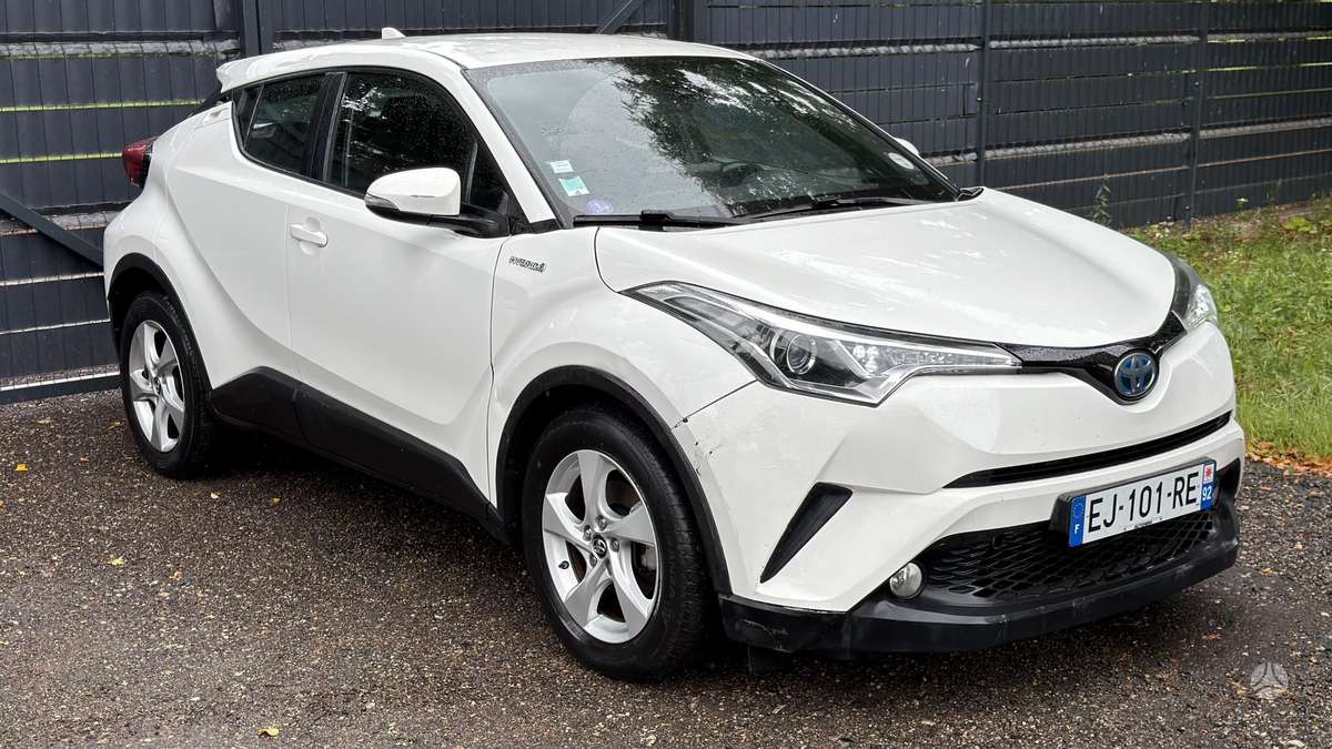 Toyota C-HR - 7