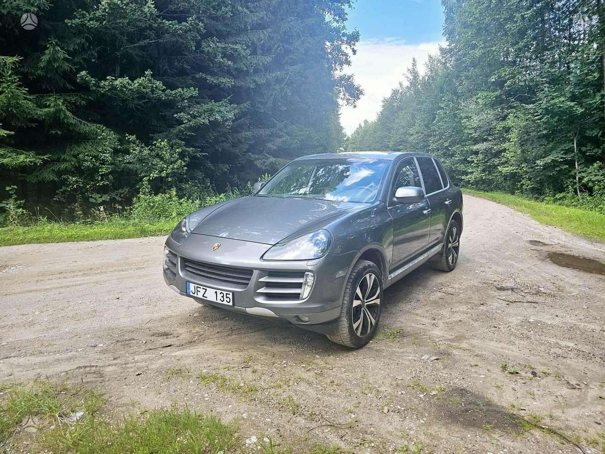 Porsche Cayenne - 3