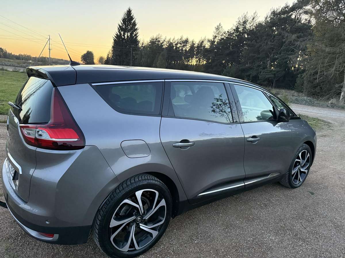 Renault Grand Scenic - 5