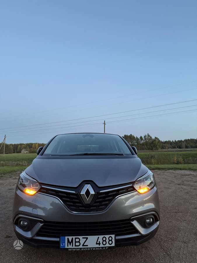 Renault Grand Scenic - 9
