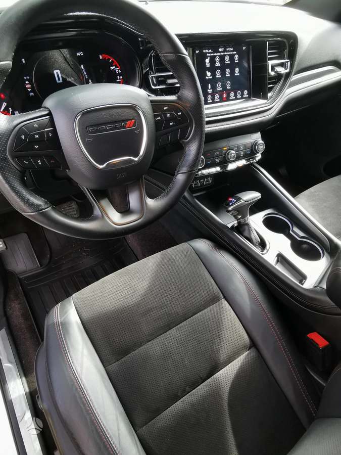 Dodge Durango, 5.7 l., off-road / crossover