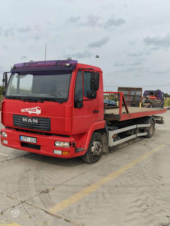 MAN 12,220, auto transporters