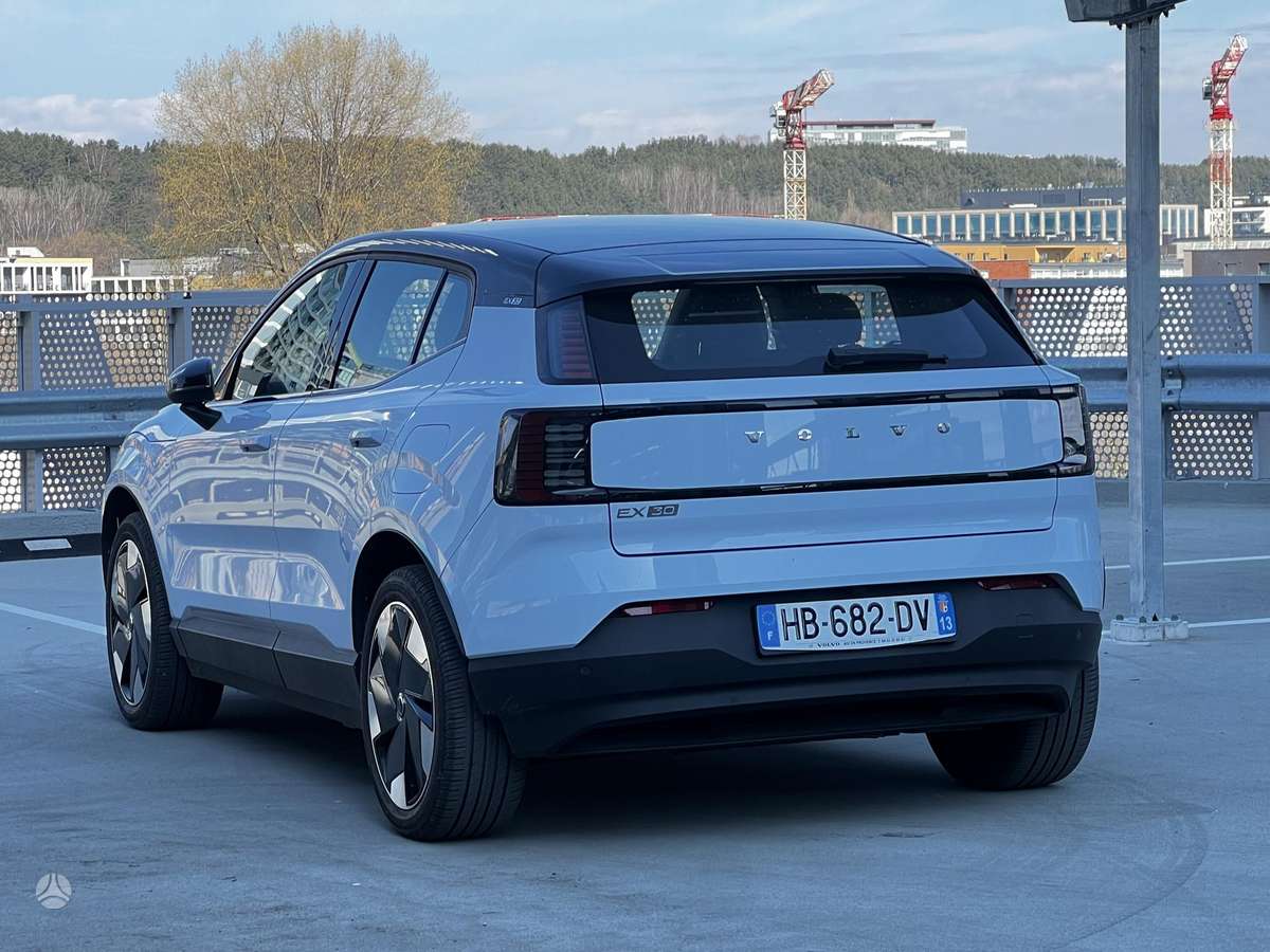 Volvo EX30 - 4