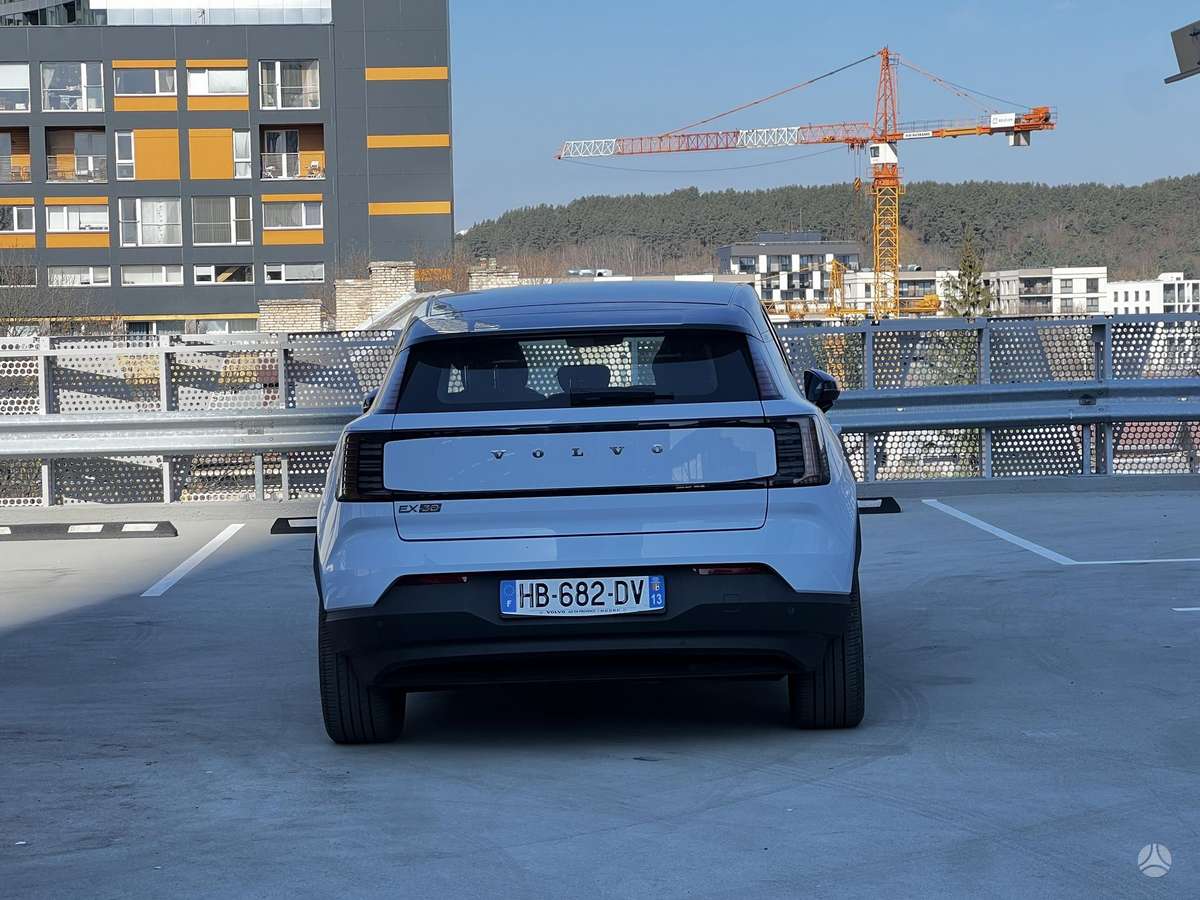 Volvo EX30 - 5