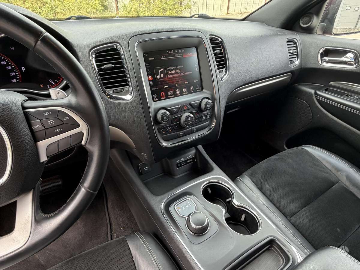 Dodge Durango, 3.6 l., off-road / crossover
