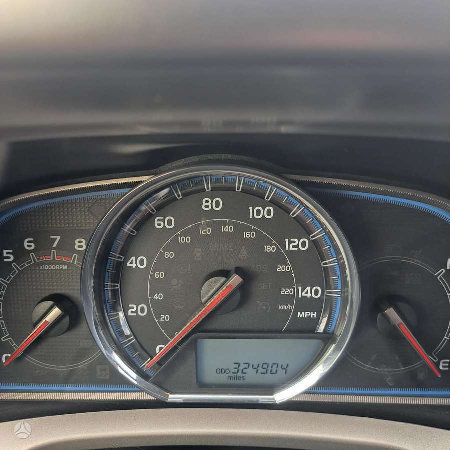 Toyota RAV4 - 10