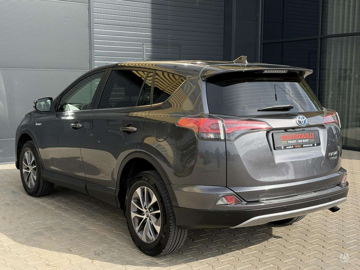 Toyota RAV4 - 3