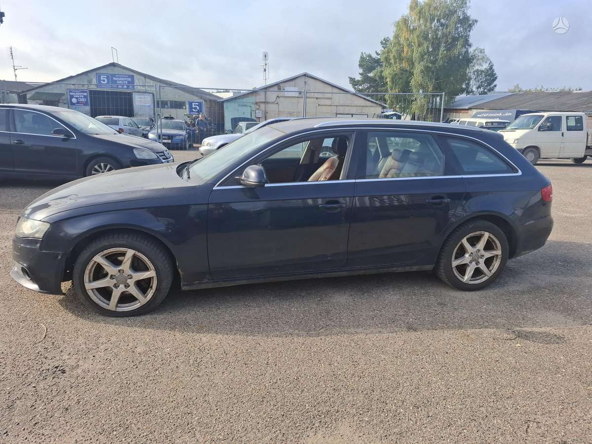 Audi A4, CGK.LTZ.LZ5A