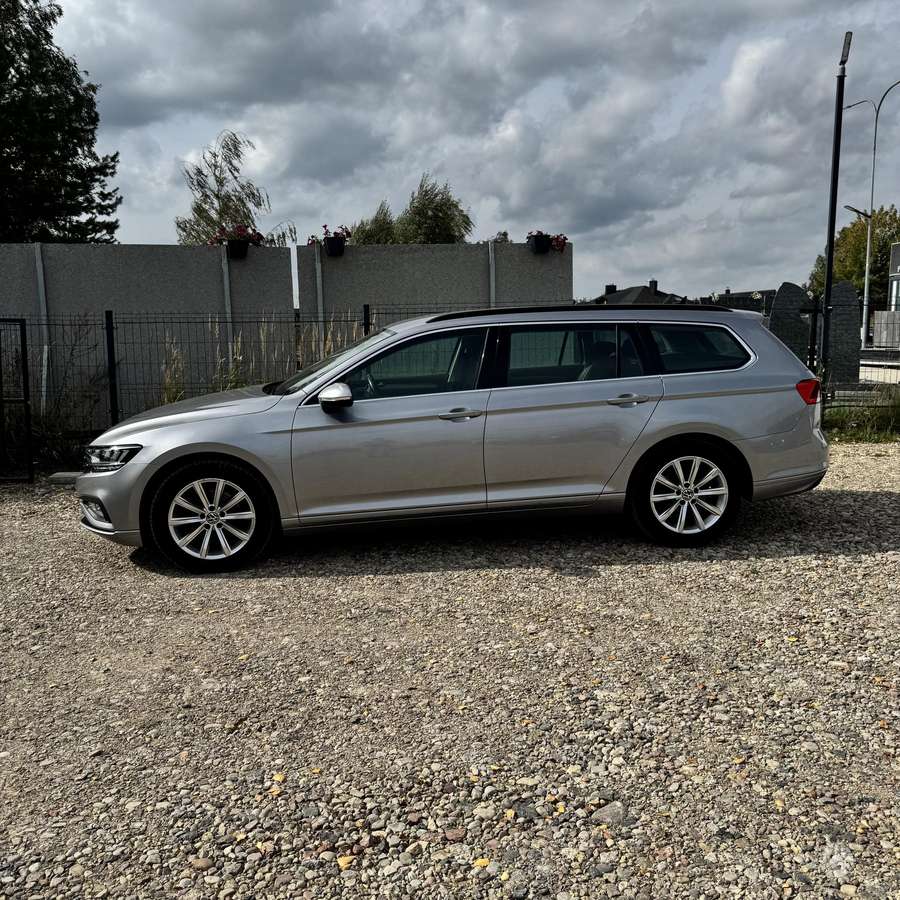 Volkswagen Passat - 7