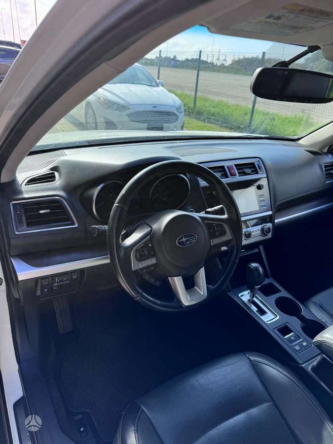 Subaru Outback - 10