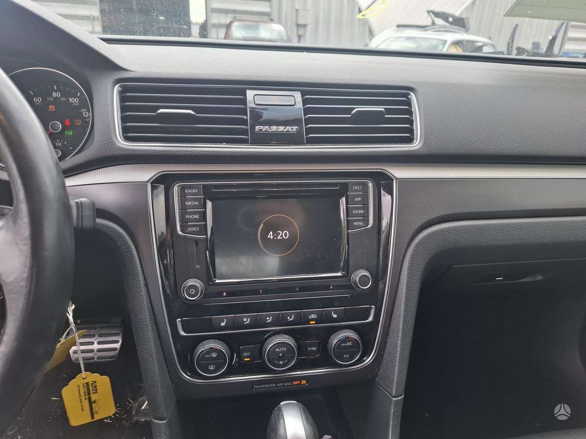 Volkswagen Passat, DDS,SWX