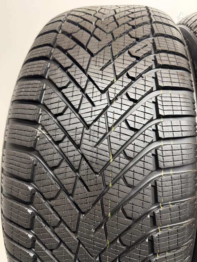 Pirelli Winter2Scorpion 98% 2023m, winter 235/55 R18