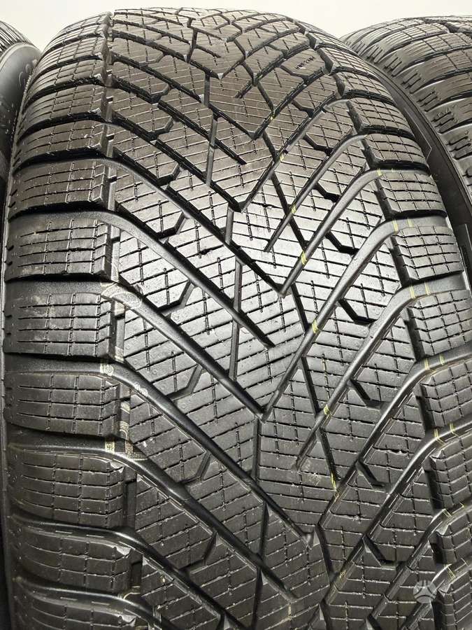 Pirelli Winter2Scorpion 98% 2023m, winter 235/55 R18