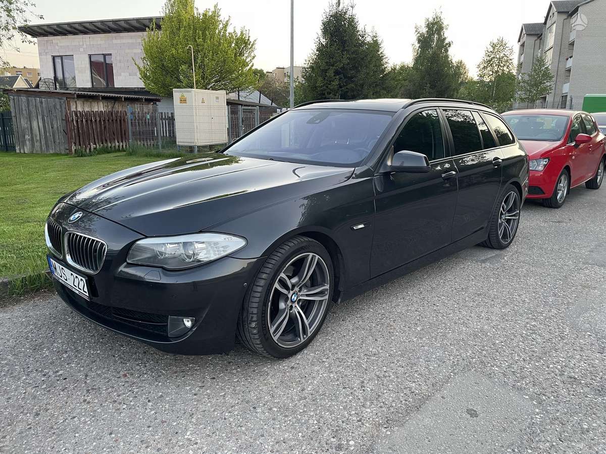 BMW 520, 2.0 l., Универсал