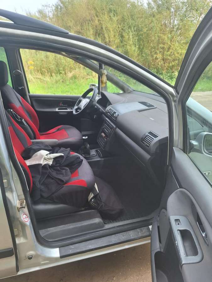 SEAT Alhambra - 11