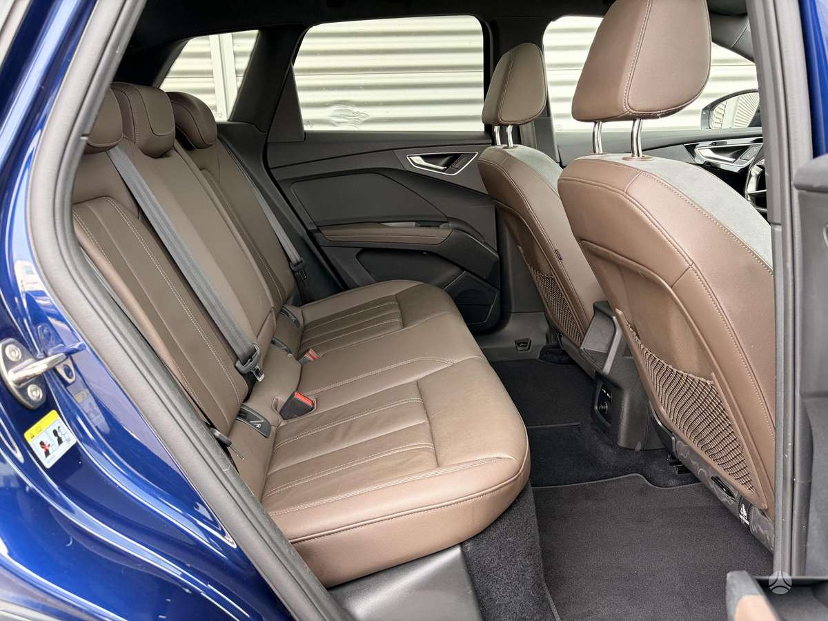 Audi Q4 e-tron, 82 kWh, off-road / crossover