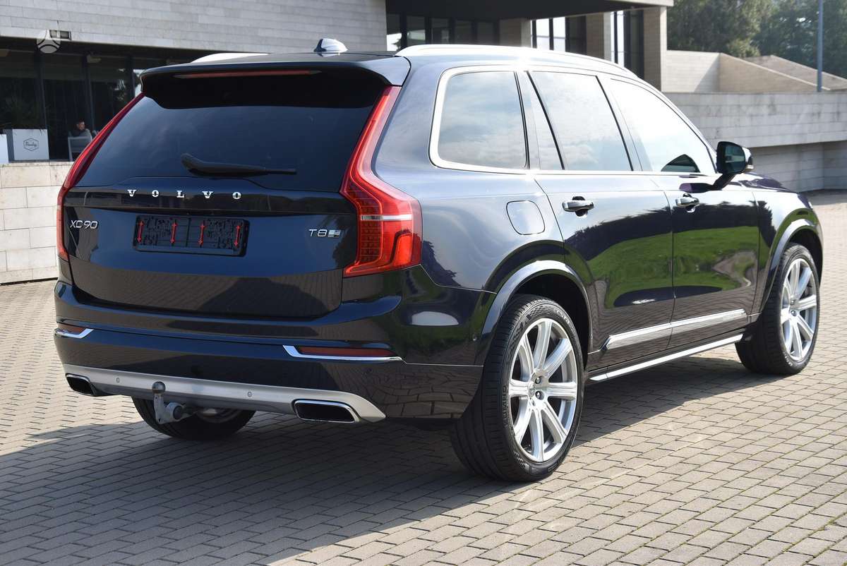 Volvo XC90 - 4