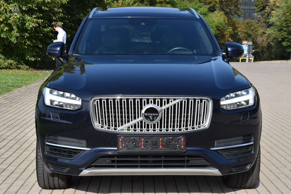 Volvo XC90 - 6
