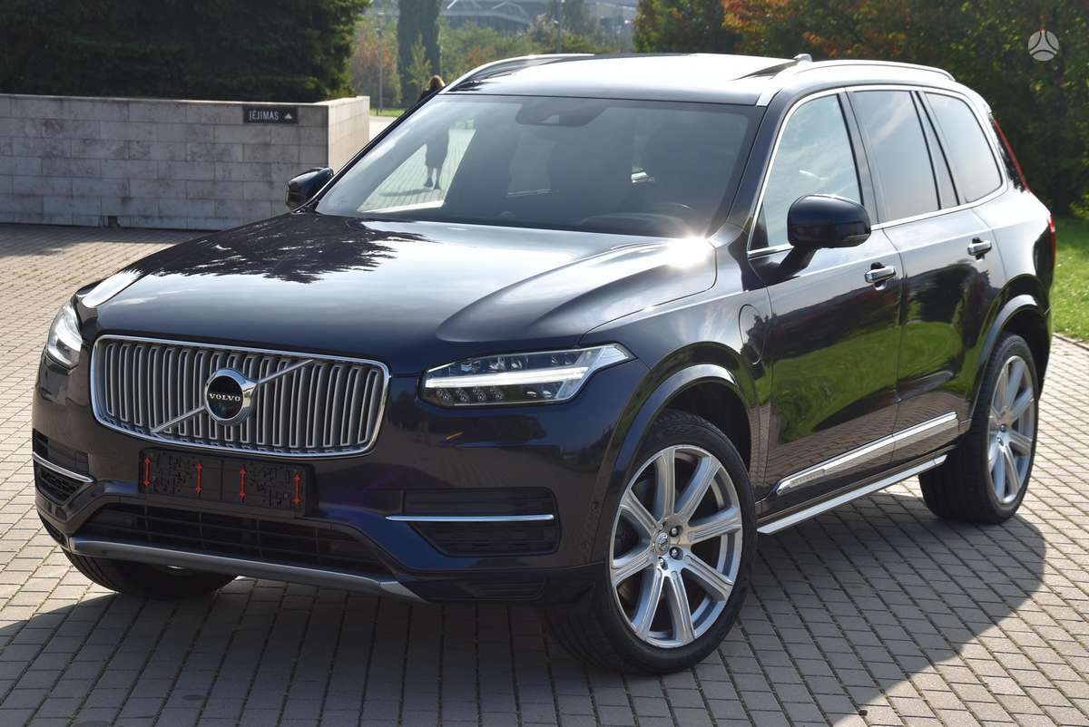 Volvo XC90 - 8